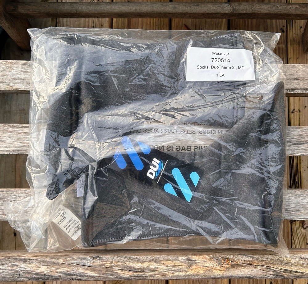 DUI DuoTherm II 300 Socks NWT -Size Medium- MSRP:$75