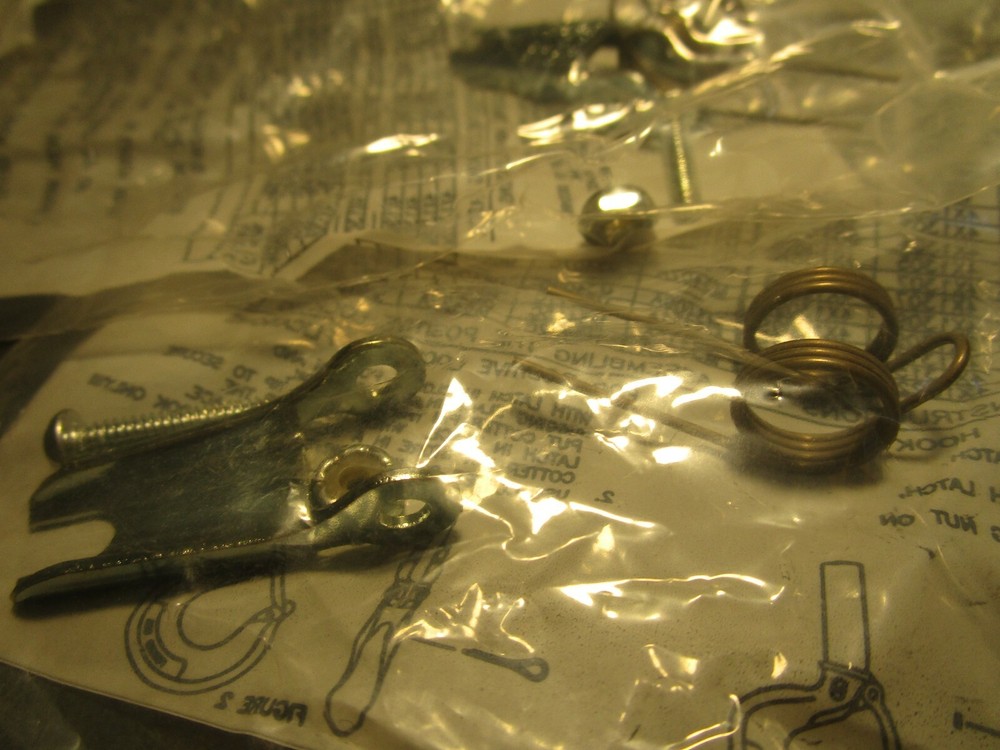 (2) 1.44" Oal 1lb-WLL Replacement Latch Kit