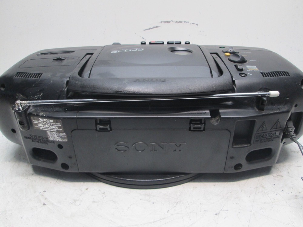 SONY CFD-12 Radio Boombox - Tested