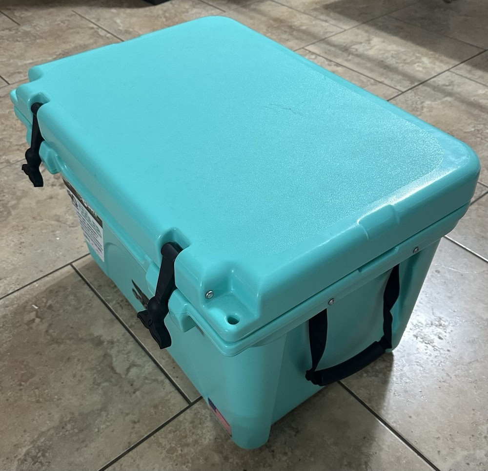 Orca 40qt Cooler