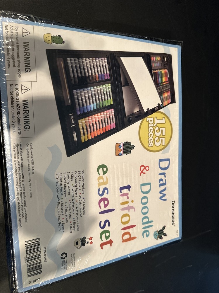 155 Piece Darnassus Draw And Doodle Trifold Easel Set