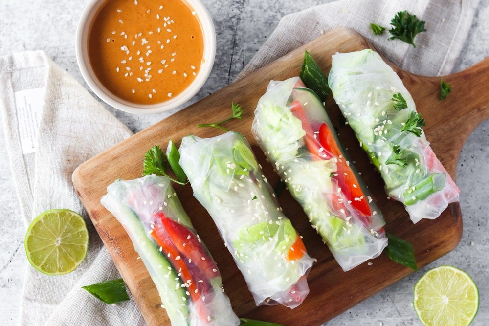 Egg Roll - Spring Roll Roller Board. 1 Size 4x9 (M)