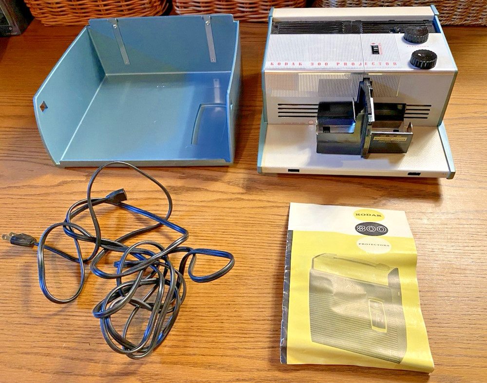 VINTAGE Kodak 300 Projector Model 1
