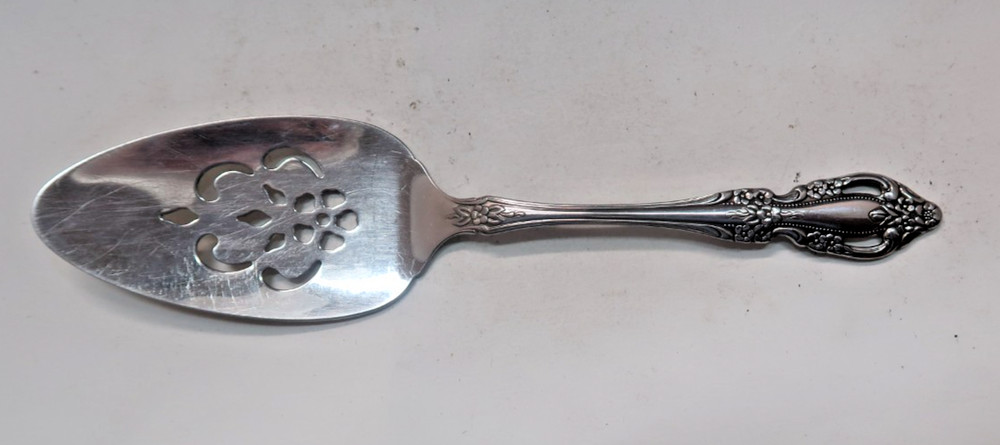 Oneida Deluxe Stainless Raphael 1 Cake Server 8 3/8"