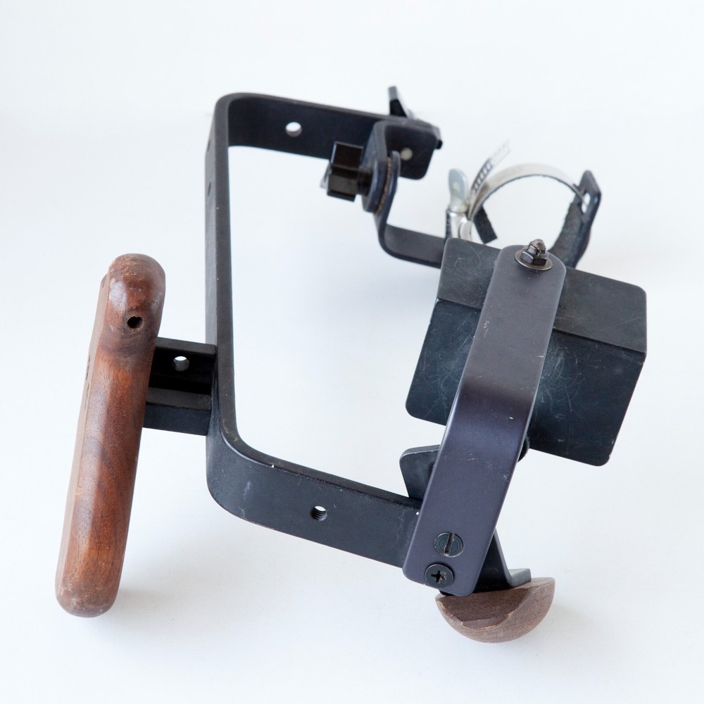 Stroboframe Professional Flash Bracket Horizontal/Vertical Camera Base +Adapters