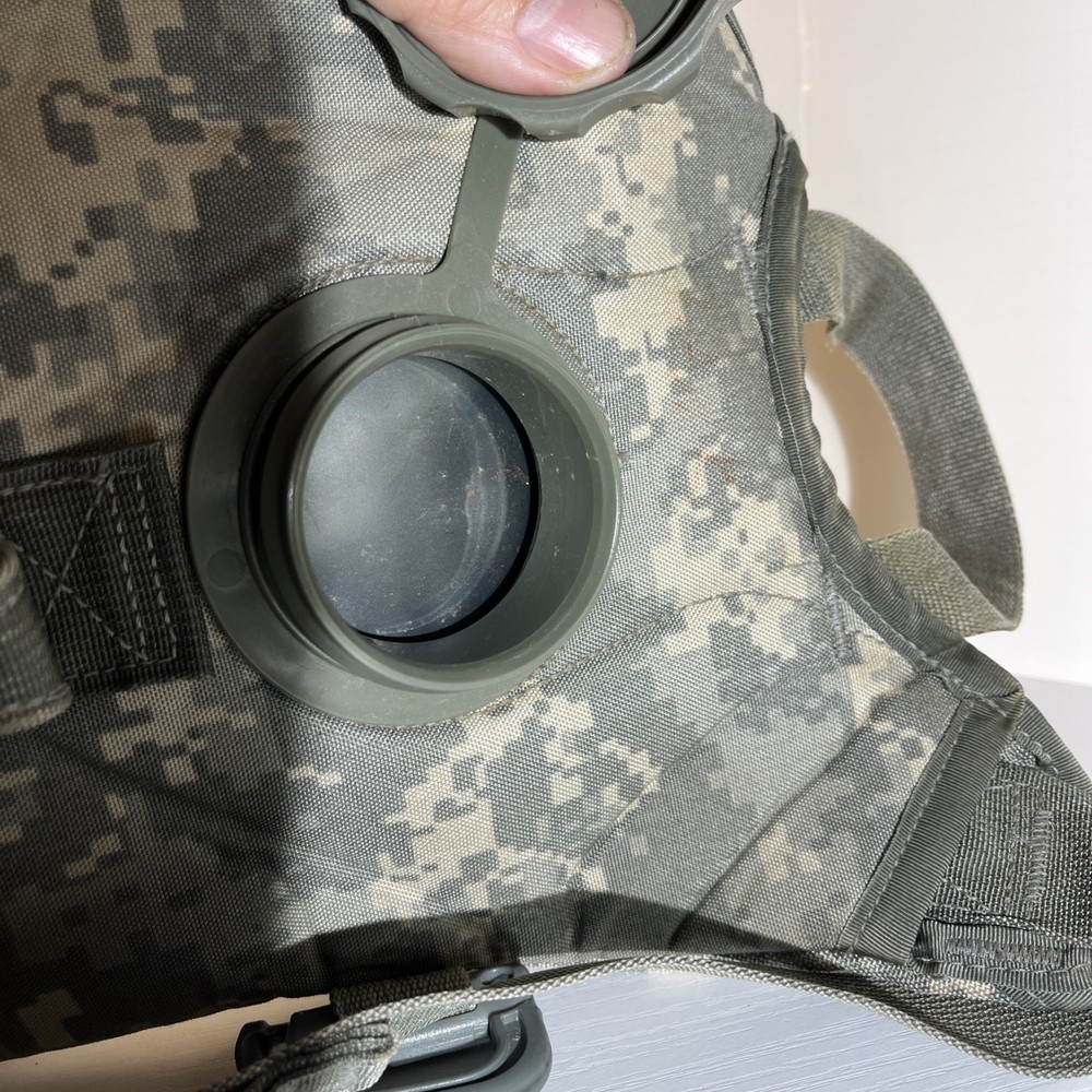 Molle II Hydration System Carrier WITH 100oz/3L Bladder ACU