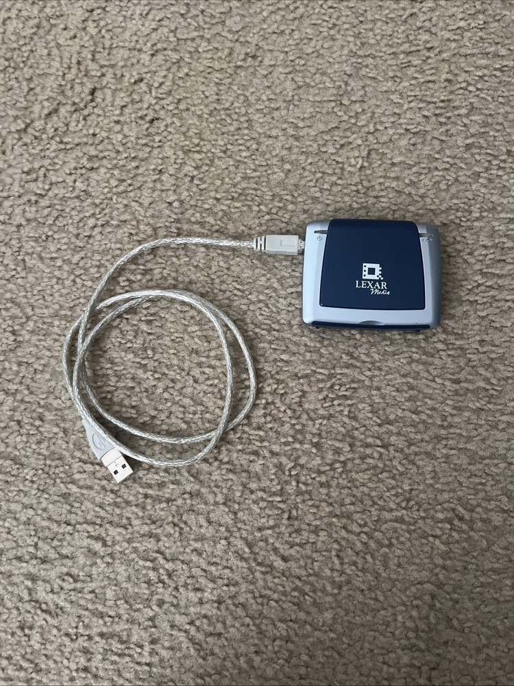 Lexar Media RW018 USB 2.0 High Speed Convenient Size Multi-Card Reader