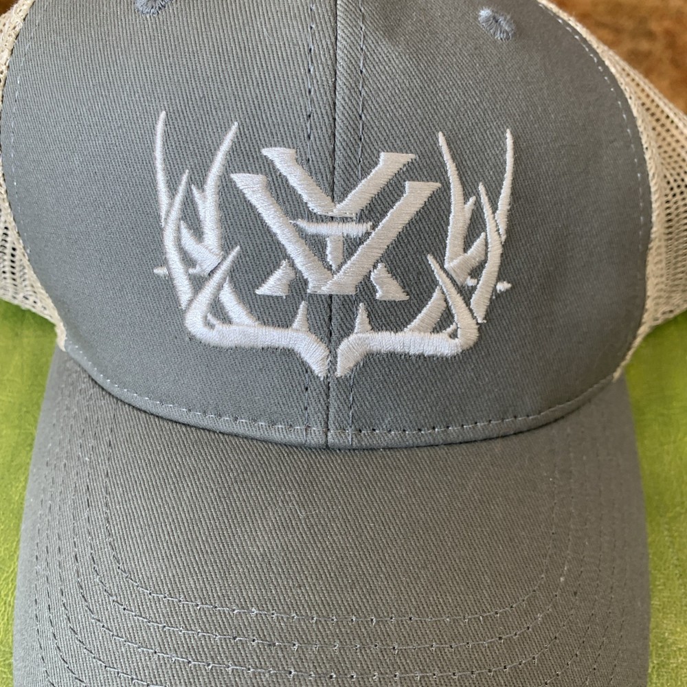 NOS Vortex Optics Glasspak Binocular Case Harness Case Backpack & Hat Bundle