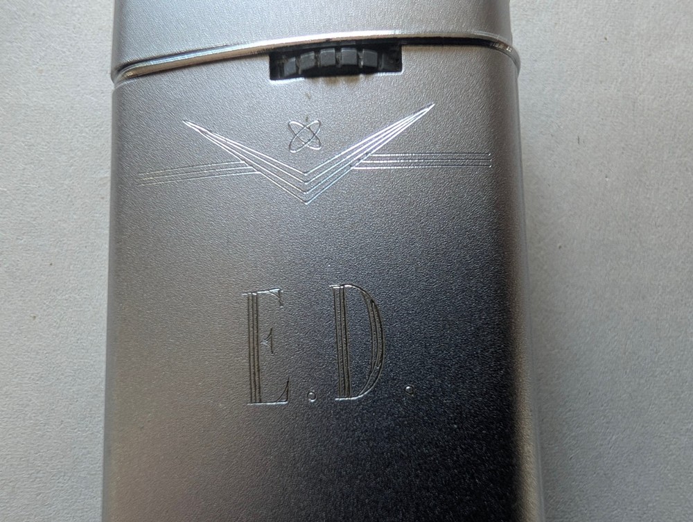 Vintage Ronson Varaflame Windlite Lighter - Sparks, NO Flame