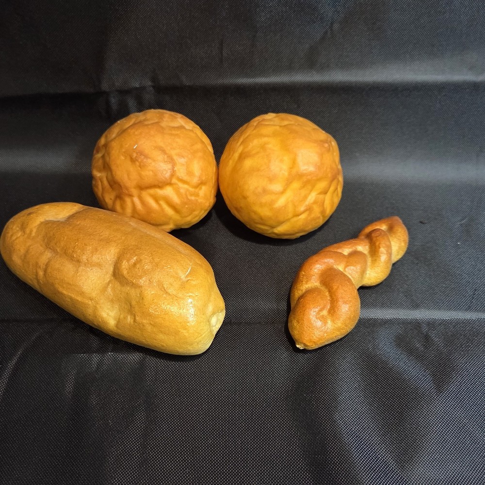Decorative Bread Models