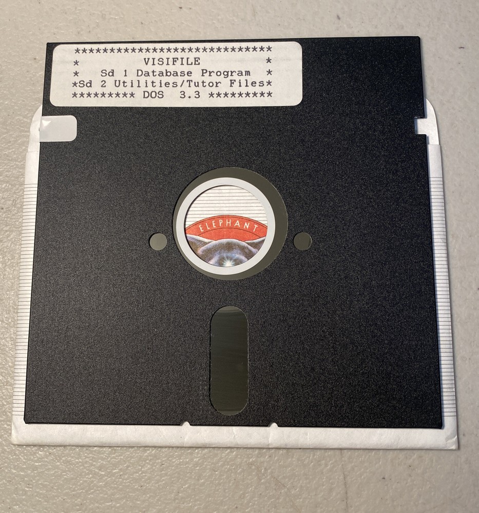 Vintage Apple II DOS 3.3 VISIFILE Database Program 5.25” Floppy Disk