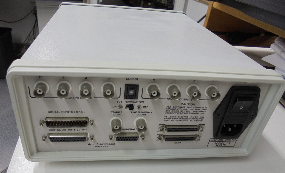 Axon Instruments Digidata 1322A 16 Bit Data Acquisition System