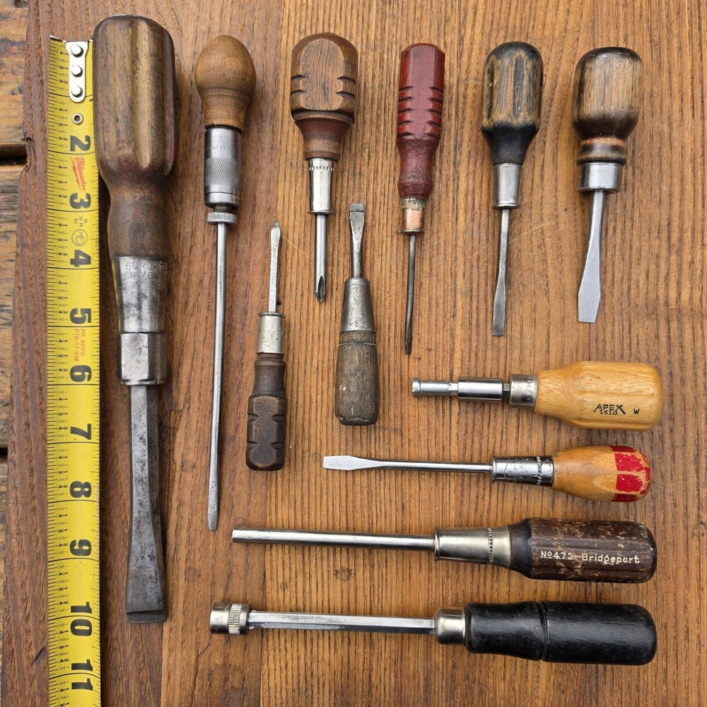 Antique Wooden Handle Screwdrivers Lot Tools