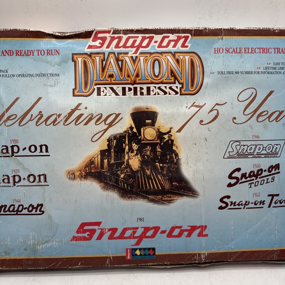 Snap-on Diamond Express HO Scale Electric Train Set