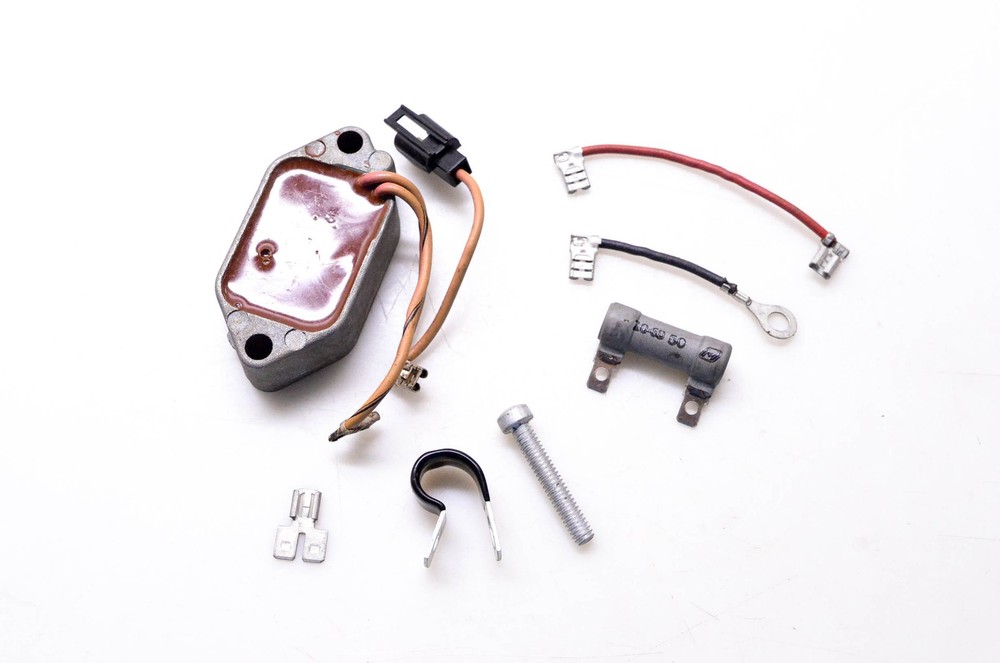 OMC 487821 Voltage Regulator Kit NOS