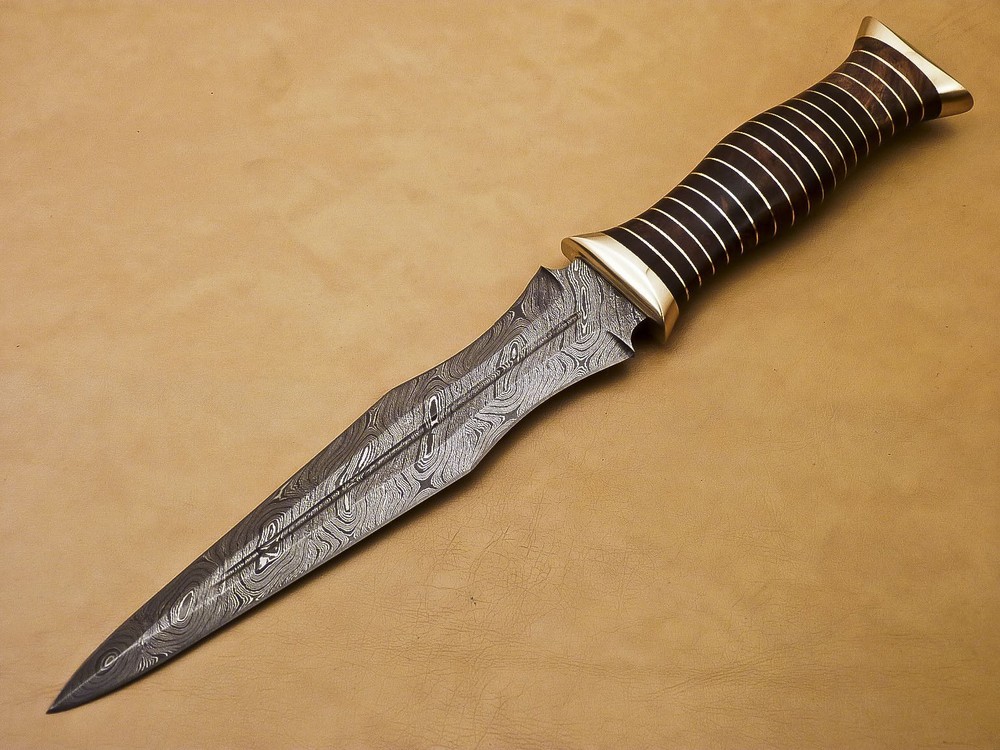 DAMASCUS STEEL HANDE MADE DAGAR KNIFE ......