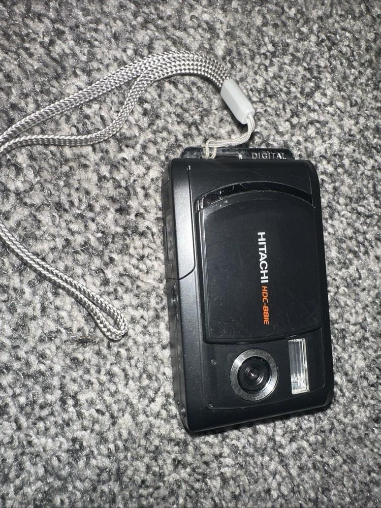 Hitachi HDC 88 Idc Digital Camera Preowned Requires Charging Cable