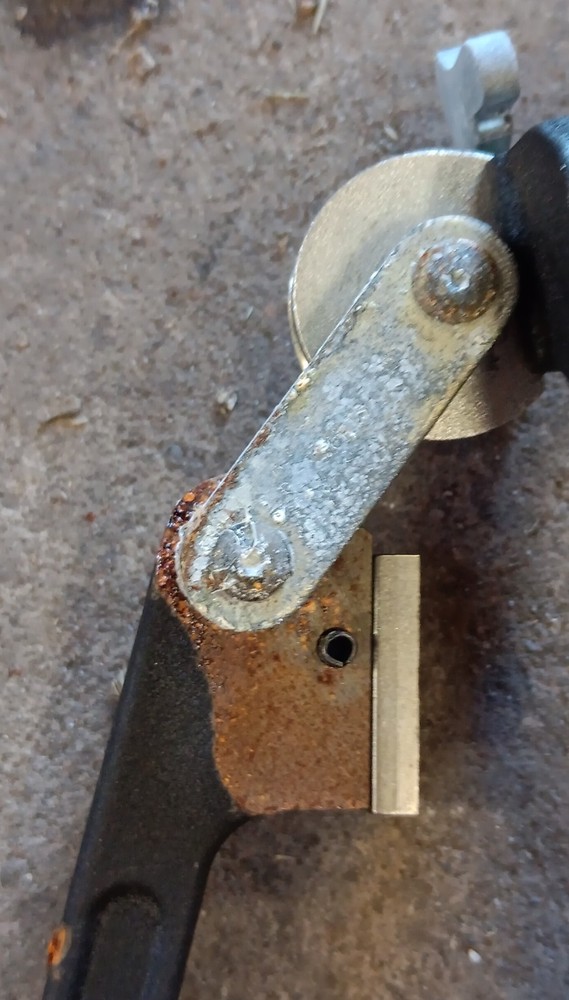 RIDGID Manual Pipe Bender 1/4 OD with Angle Markings