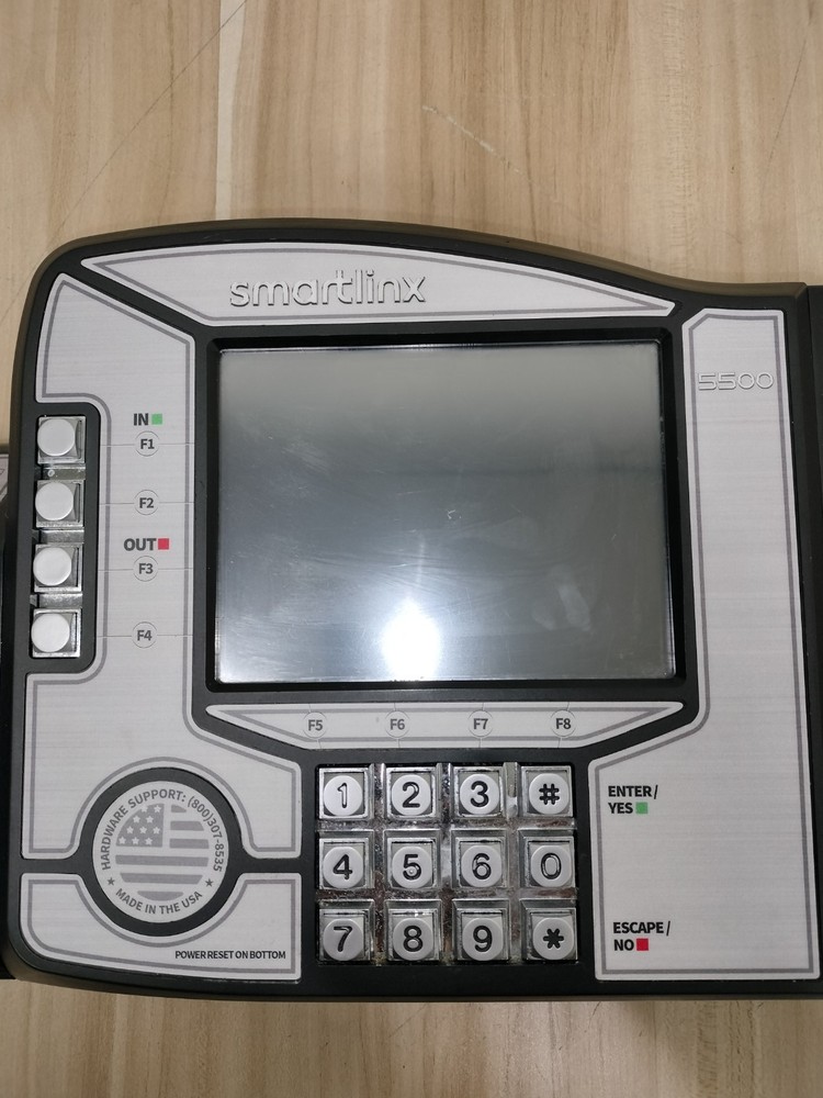 SmartLinx PL-5522SP Calculating Time Clock