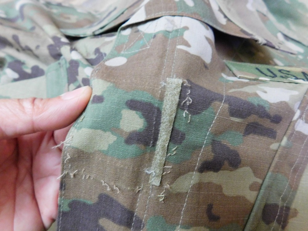 US ARMY OCP COAT SZ LARGE - REGULAR