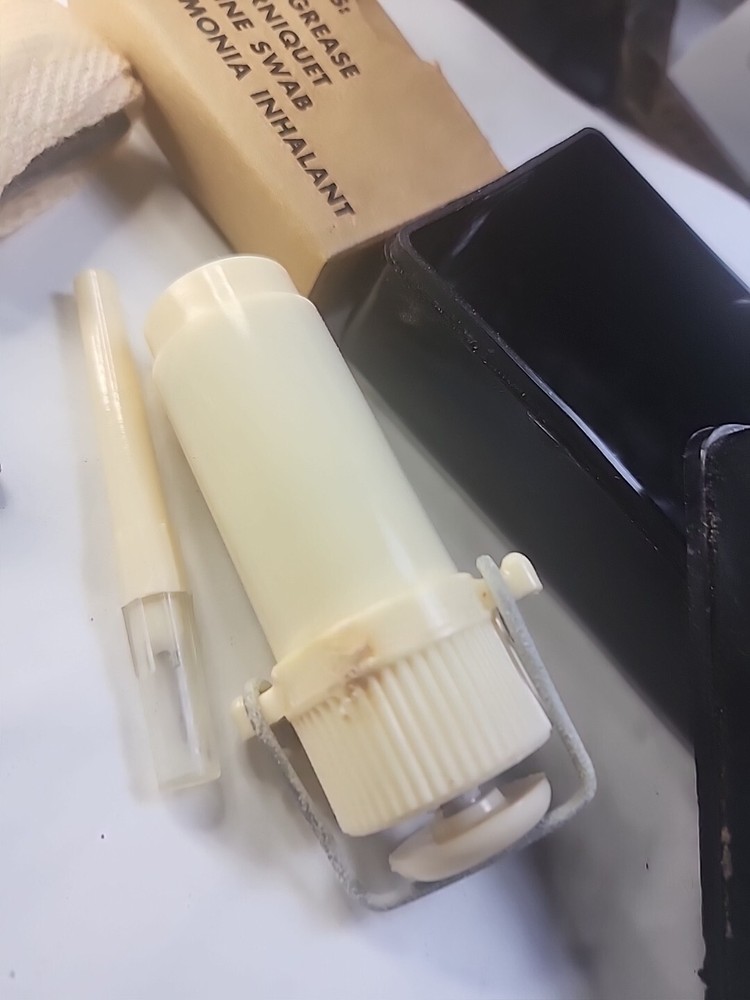 Vintage U.S. Military MSCO SAUNDERS Snake Bite Kit