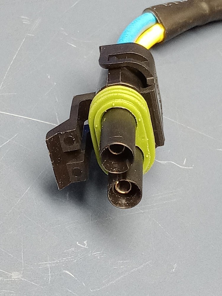 Go Power! Thermo King 5A Charge Controller 3E72902G04