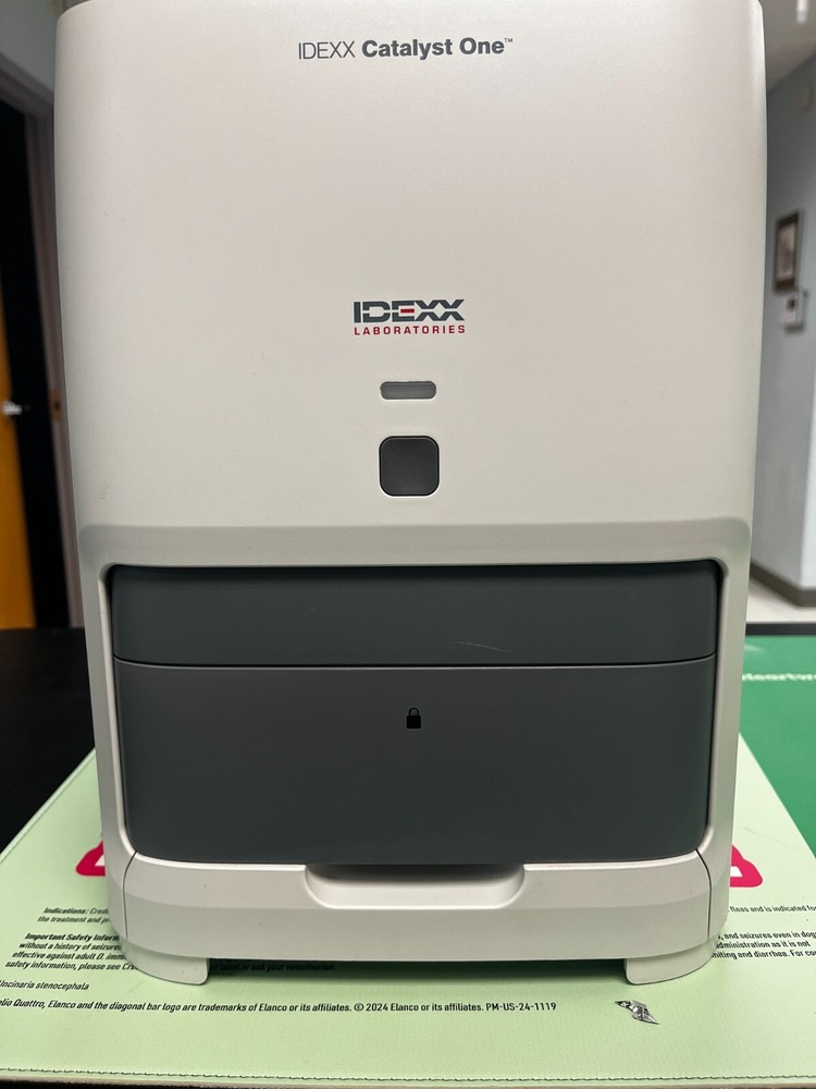 IDEXX Catalyst One Veterinary Chemistry Analyzer