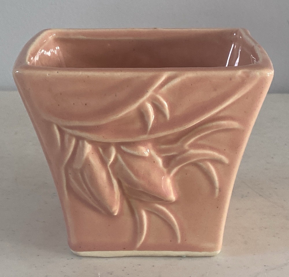 Vintage McCoy Peach Lily Bud Square Planter