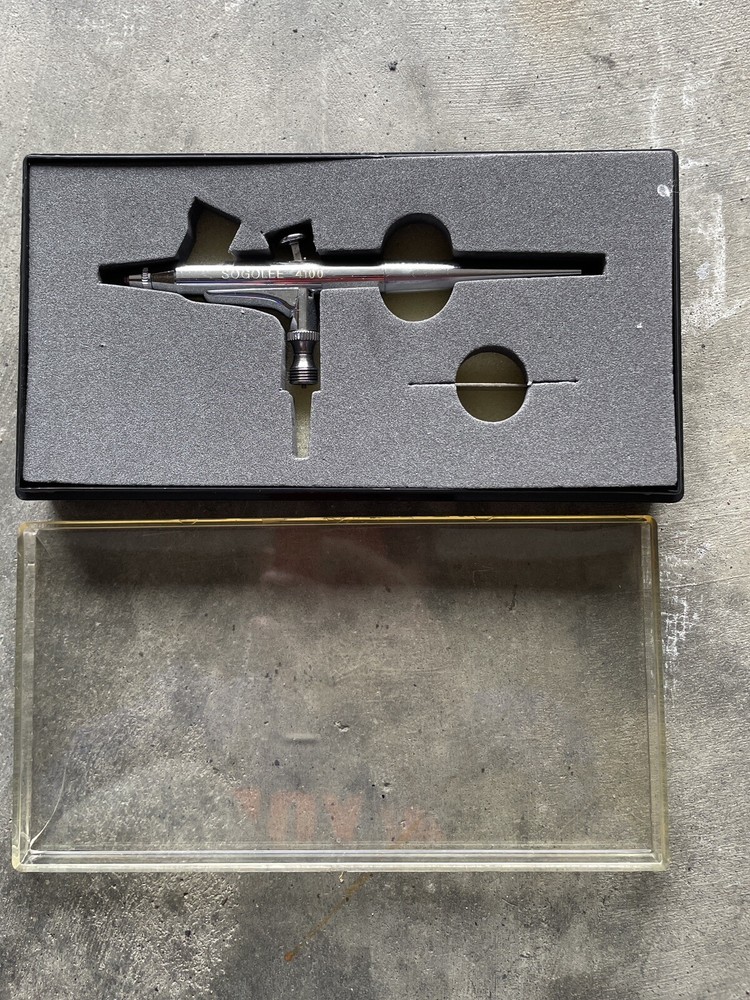 Sogolee Airbrush 4100 Model Great Condition With Case