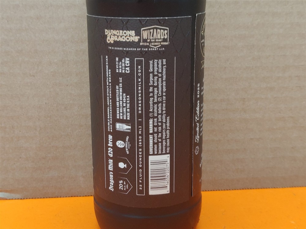 ⭐️⭐️⭐️⭐️⭐️ EMPTY Dragon's Milk D20 Brew Silver Dungeons & Dragons Bottle