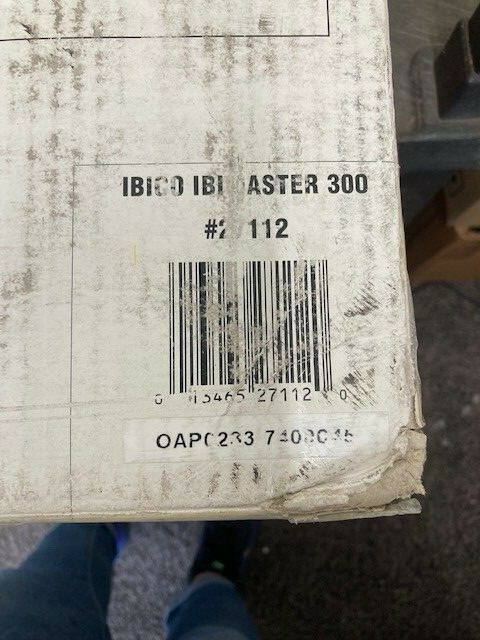 IBICO: IBIMASTER300 #27112 MULTIFUNCTION PAPER PUNCH & BIND SYSTEM - USED (SS2)