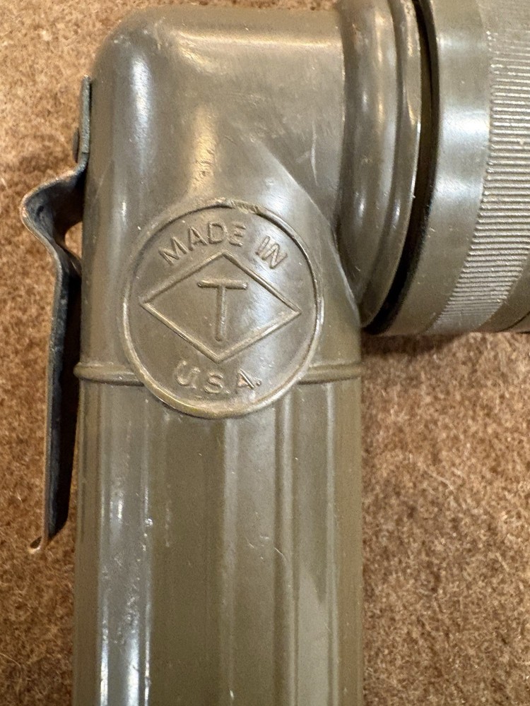Original WW2 USGI TL-122D Flashlight