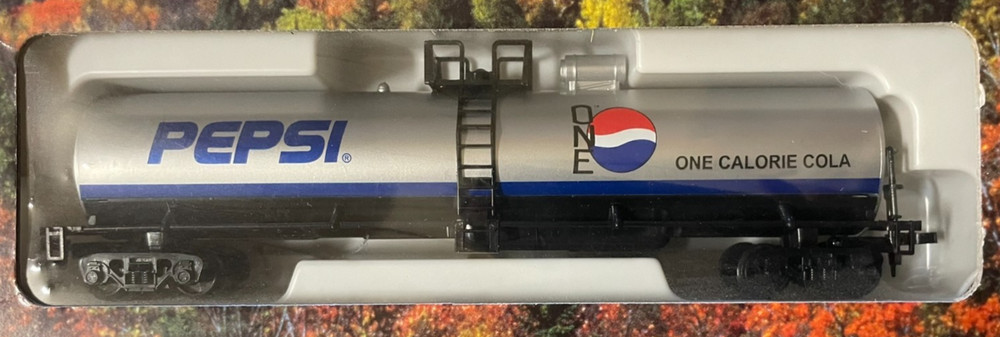 IHC HO - Price Chopper Millenium 2000 Express - Train Set