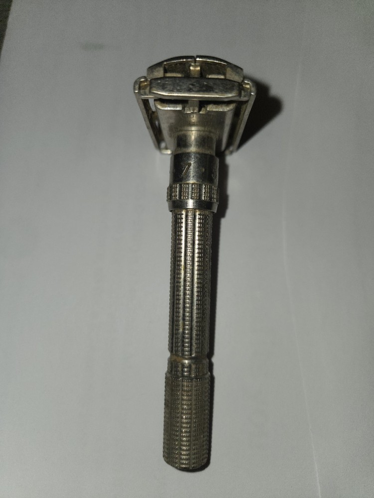 1963 Gillette Slim Adjustable 1-9 DE TTO Razor Date Code I1