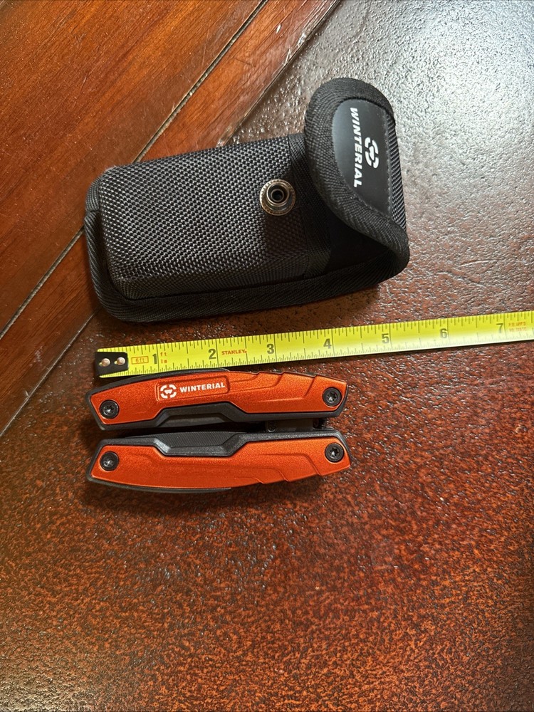 Winterial Multi-Tool w/ Case