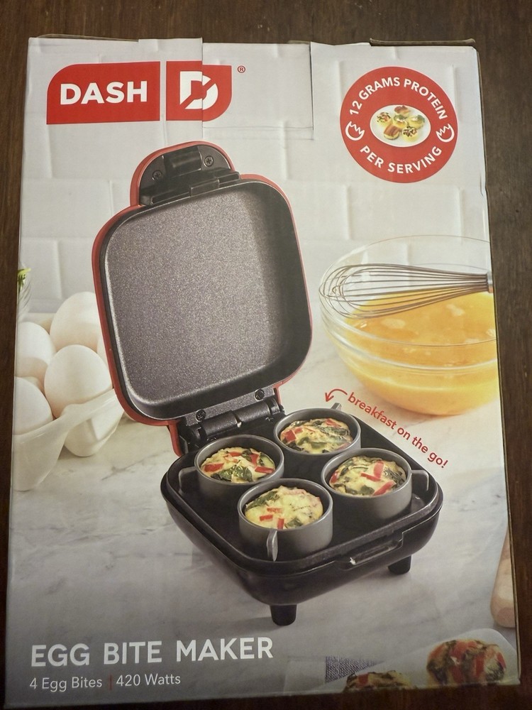 Dash Egg Bite Maker Red, Compact Design, 4 Egg Bites