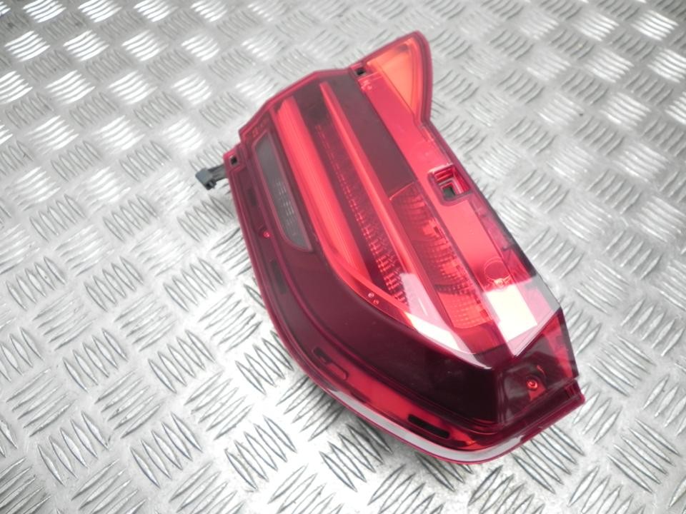 BMW 7 2016 Left Tail Light 2583243