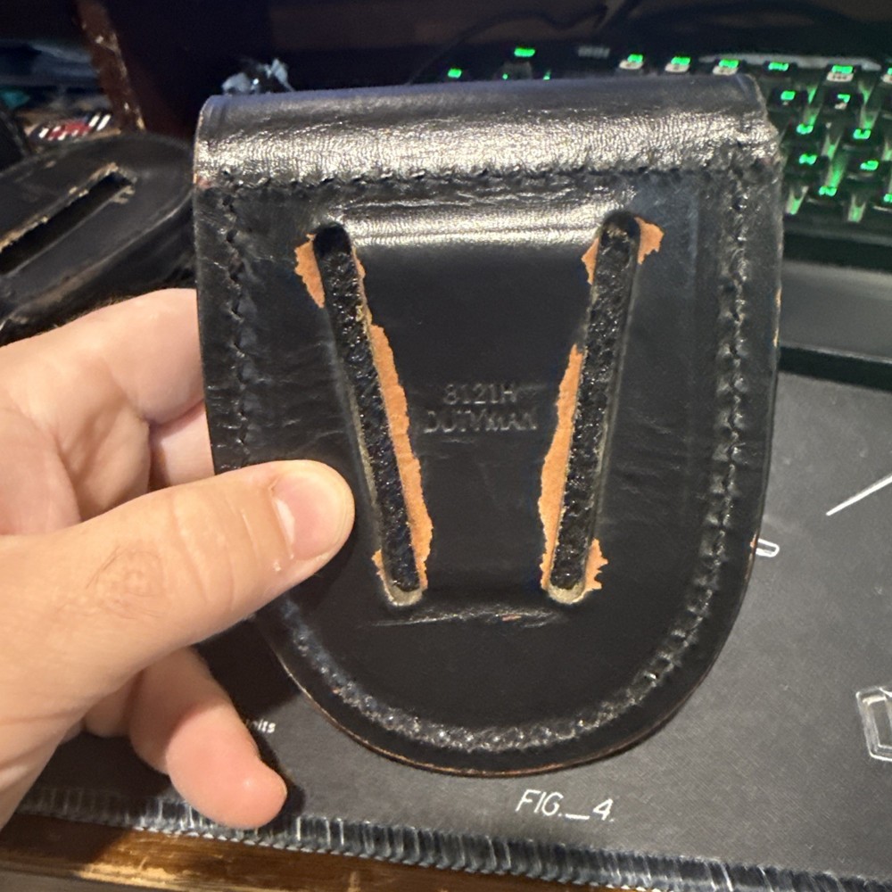 Leather Handcuff Case 8121 H