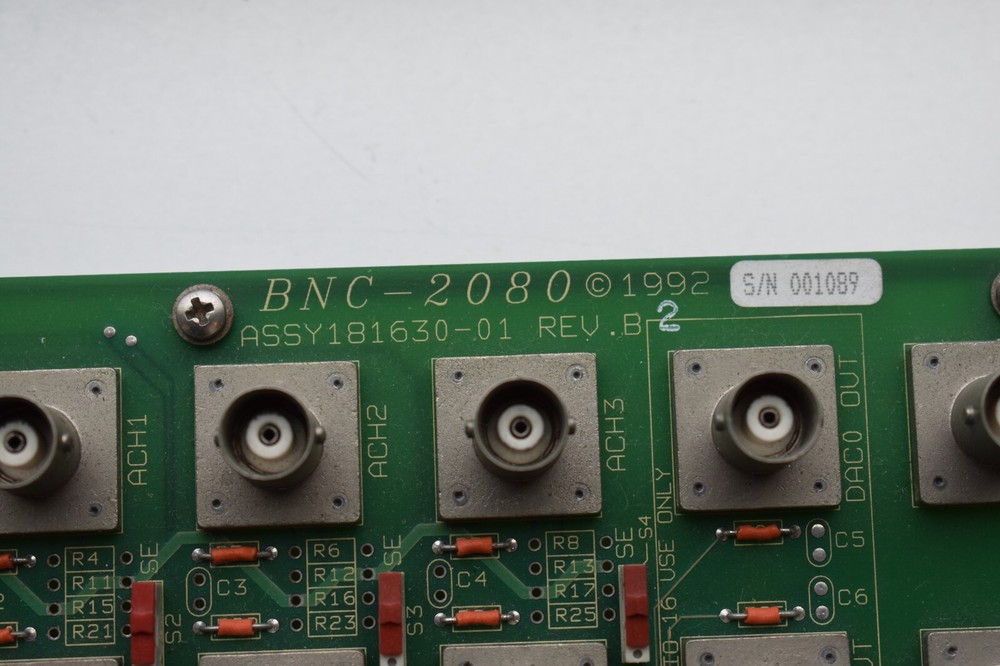 National Instruments BNC-2080 