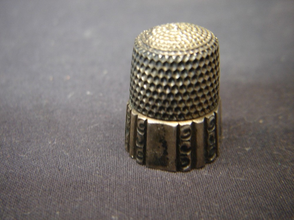 Vintage #9 Sterling Silver Sewing Thimble
