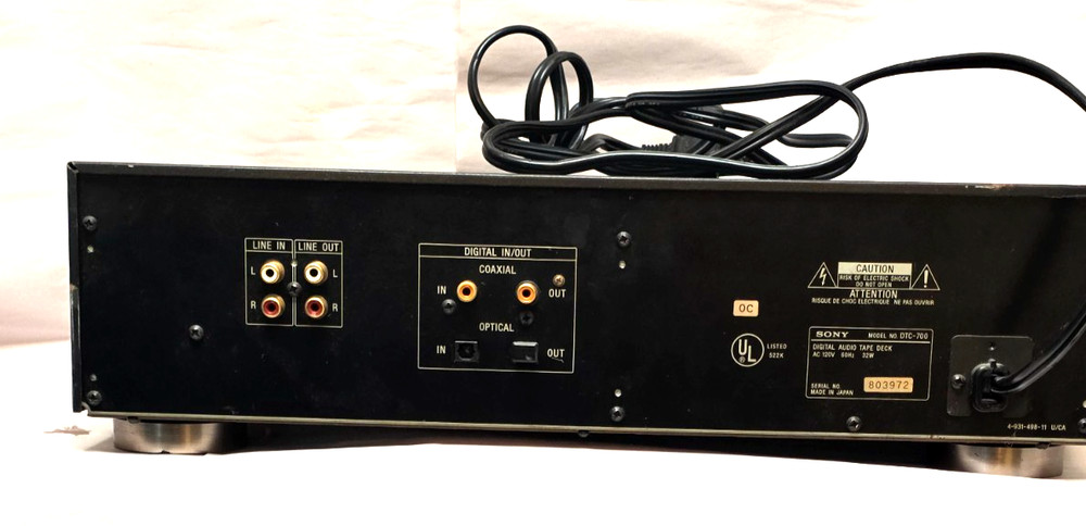 SONY DTC-700 Digital Audio Tape Deck