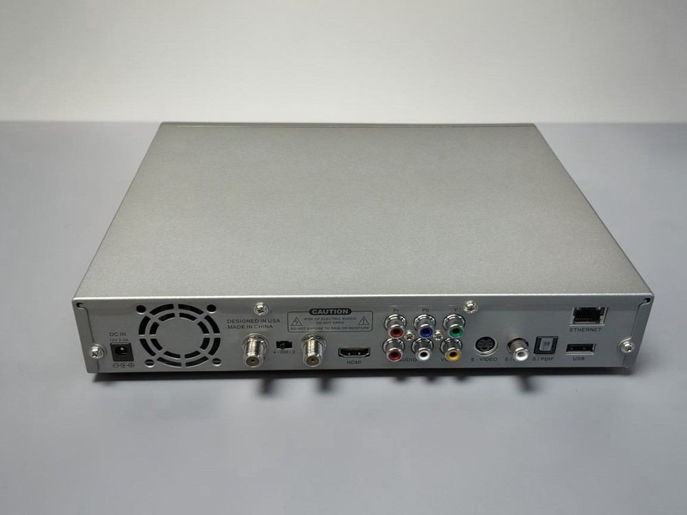 Wegener SMD515 Streaming Media Decoder Digital Satellite Receiver Unit