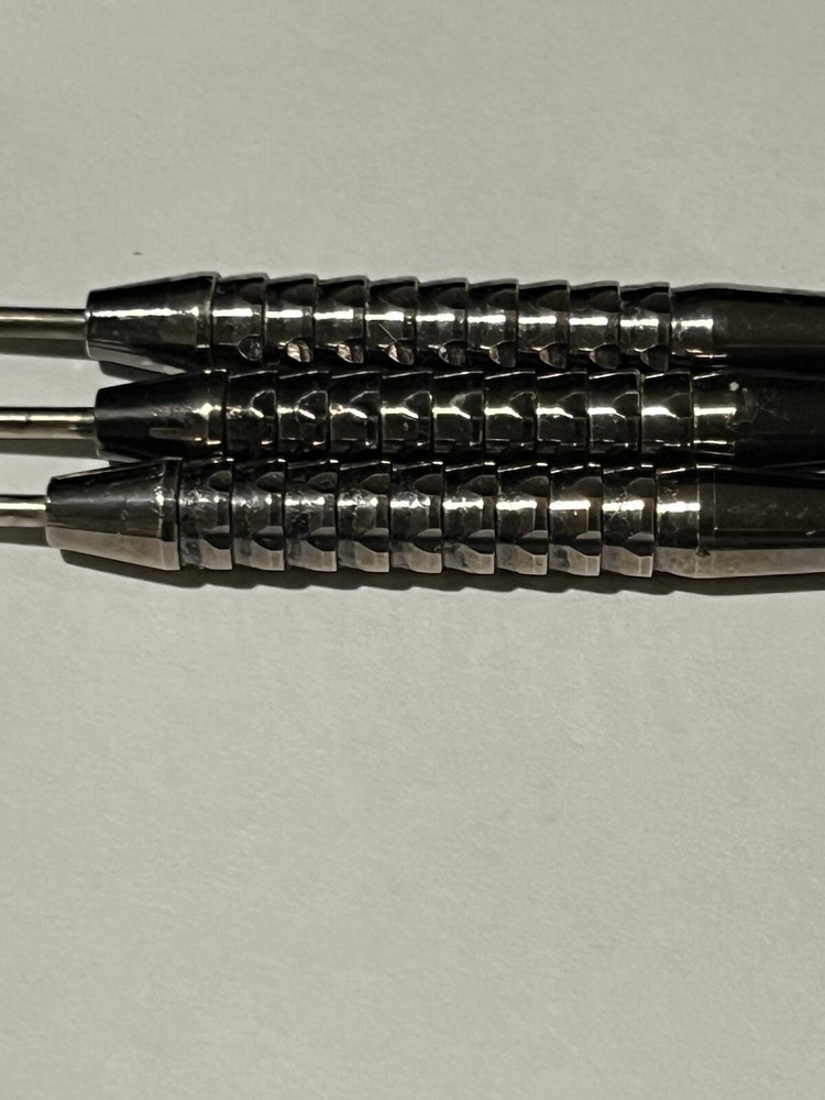 VINTAGE HALEX SILVER DARTS W/ CASE
