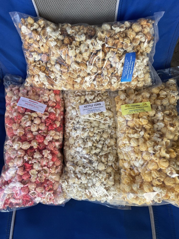 Kettle/Caramel/Cinnamon/Cheese - Holiday Popcorn Mix
