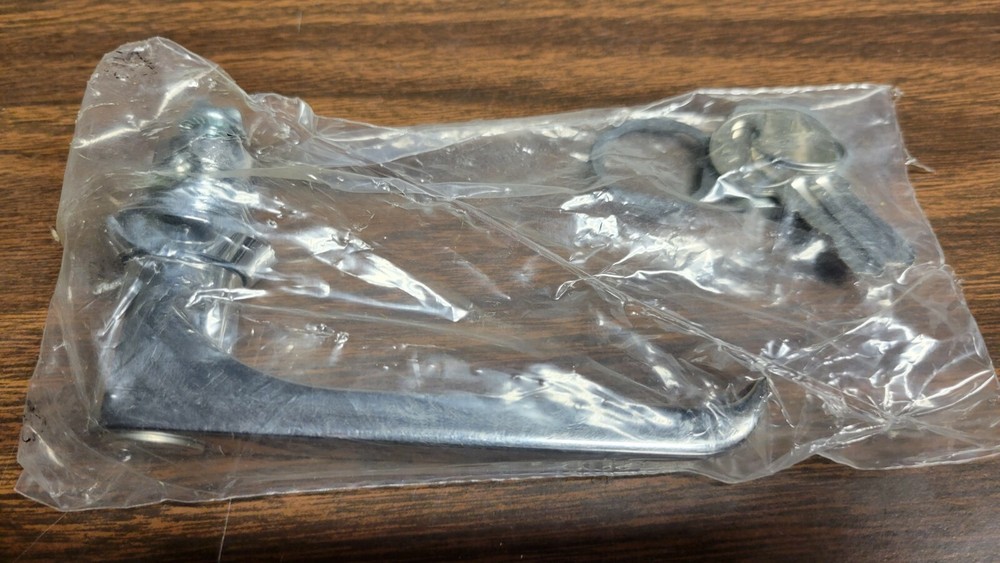 New Dirak L-Type 522 Main Door Silver Chrome Handle w/ 2 Keys