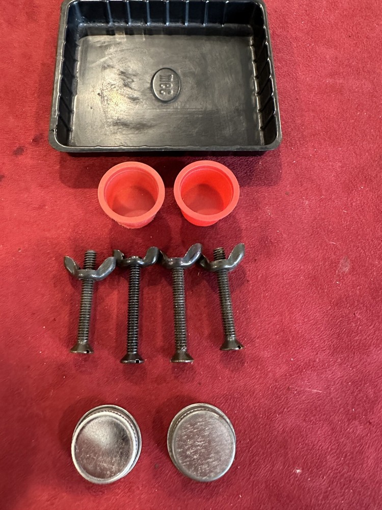 Mec Reloader Primer Catcher # 8067 Wing Nuts, Caps