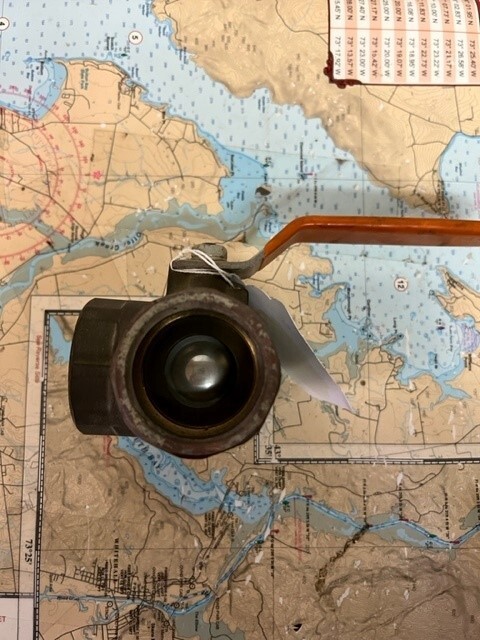 KITZ 3 Way Ball Valve 1-1/4".