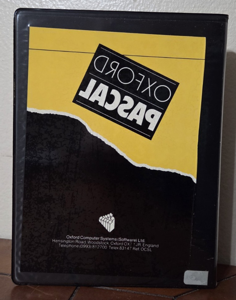 Set of 3 Vintage manuals Oxford Pascal, Pascal Programming, SpeedScript Comm. 64