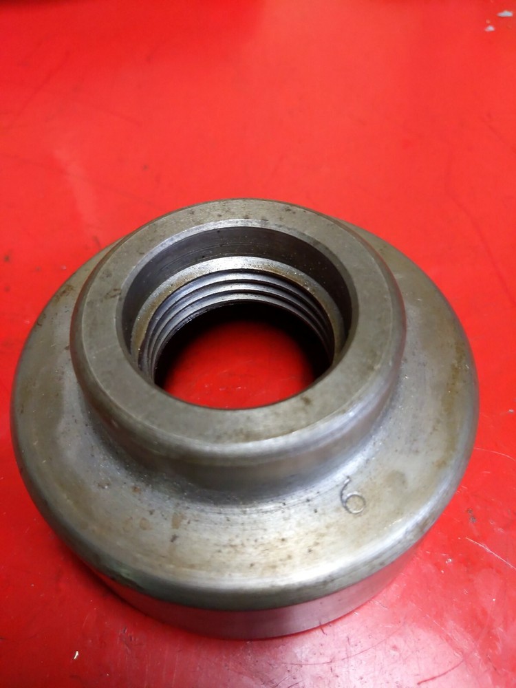 1-1/2" x 8 TPI 2-1/2" Step Collet Closer