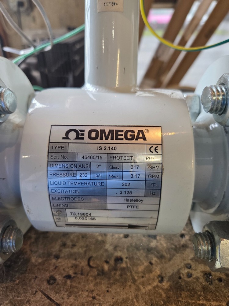 Omega FMG 606 liquid flow meter